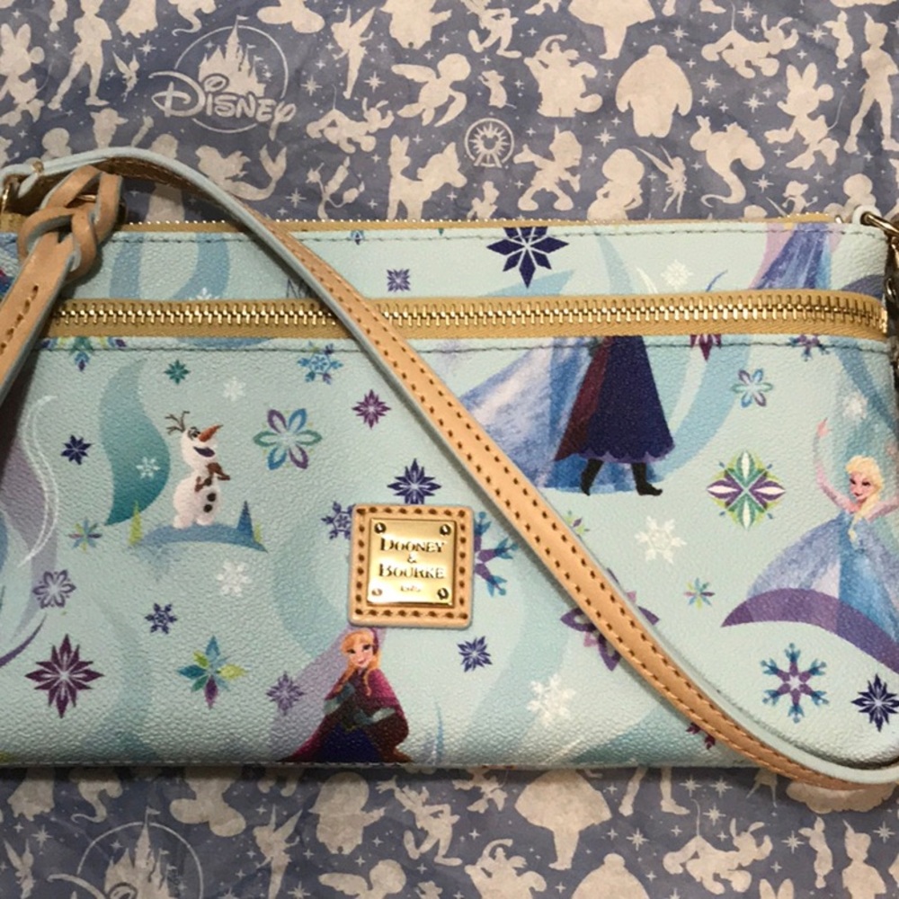 NWOT Dooney Frozen Tech pouch